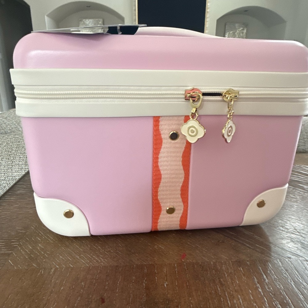 Roller Rabbit Makeup Trunk NWT - image 4